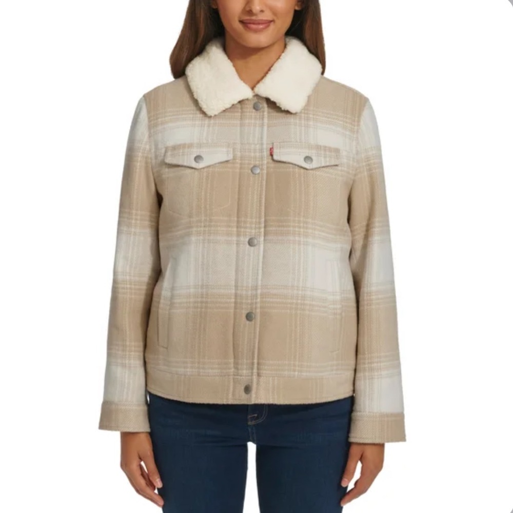 Levi’s Women's Trucker Sherpa Jacket